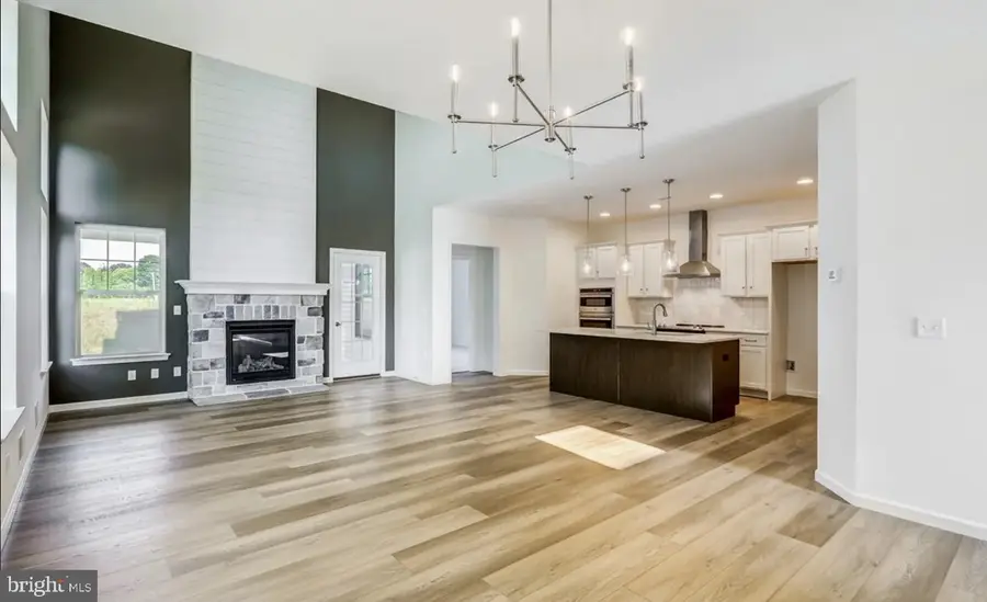 934 North Lincoln Street #008-04, Palmyra, PA 17078 - Image #2