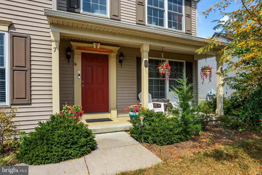 7 Finch Dr, Lebanon, PA 17042 - Image #2