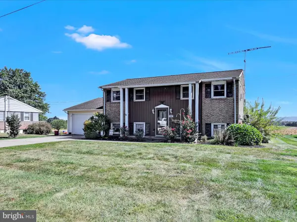 544 N College St, MYERSTOWN, PA 17067