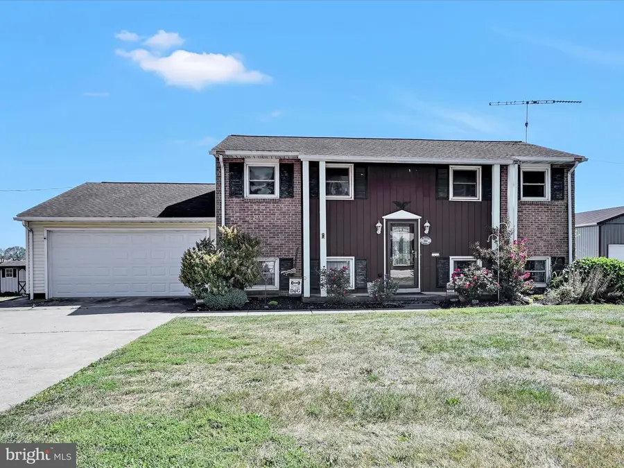 544 N College St, Myerstown, PA 17067 - Image #2