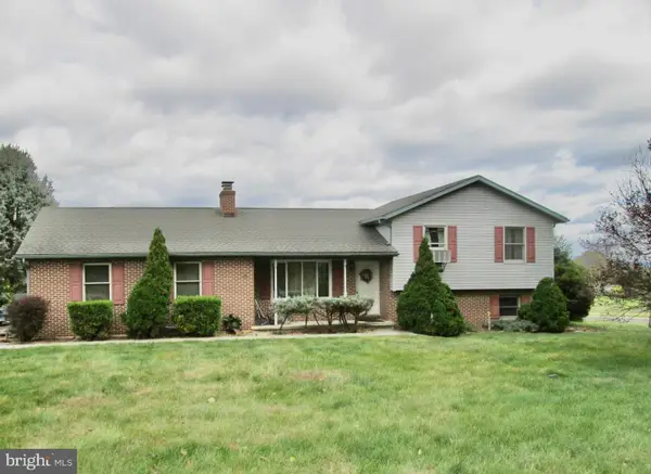 409 E Rosebud Rd, MYERSTOWN, PA 17067