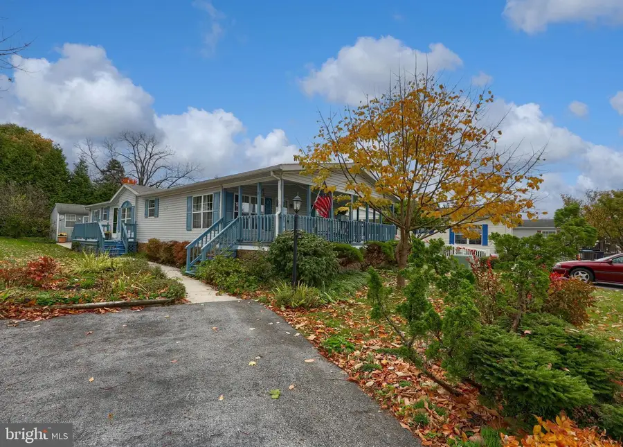 564 W Cedar St, Palmyra, PA 17078 - Image #3