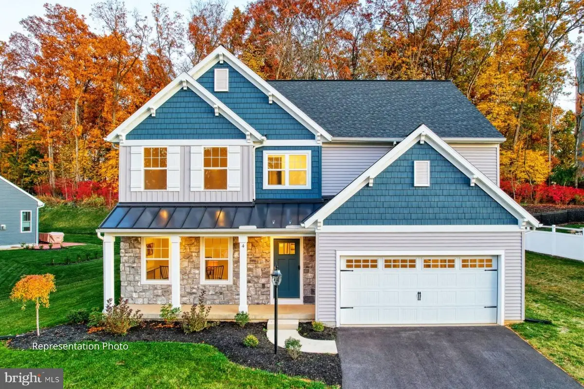 134 Alexandria Dr, Annville, PA 17003 - Image #1