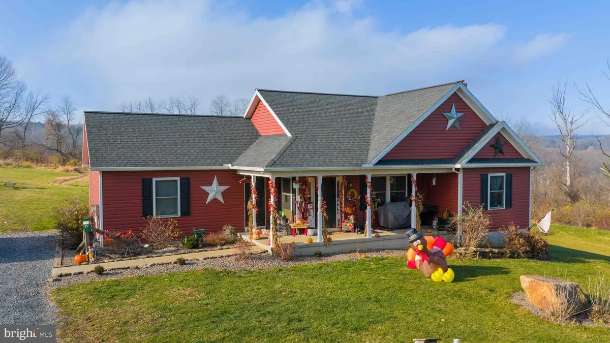 262 W Texter Mission Rd, Robesonia, PA 19551 - Image #1