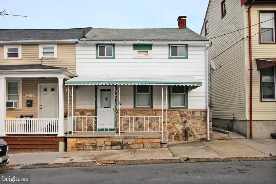 216 S 5th St, Lebanon, PA 17042 - Image #2