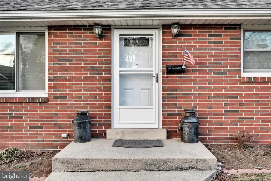 5 E Washington Ave, Myerstown, PA 17067 - Image #3