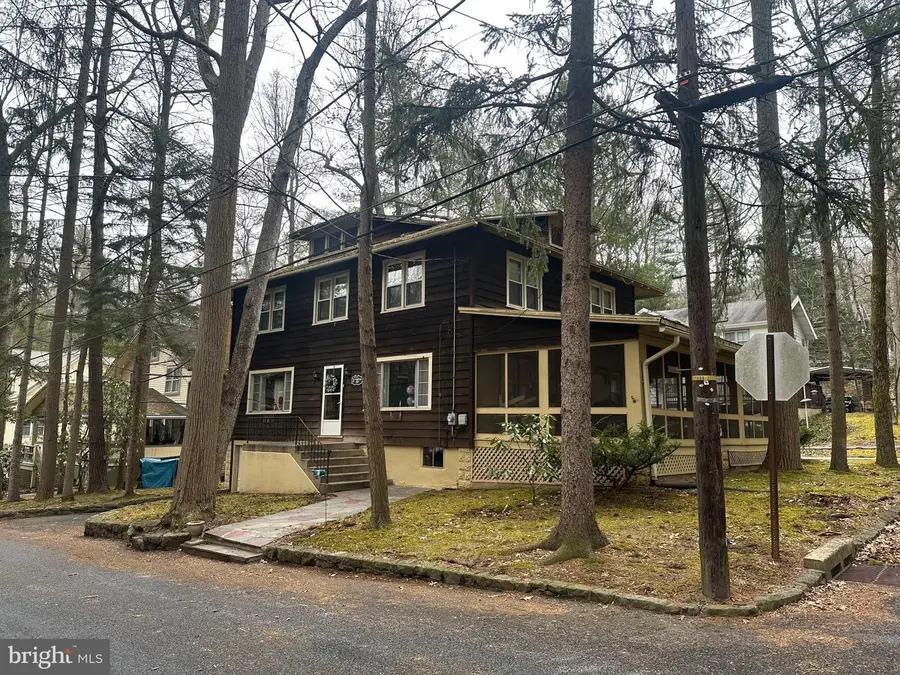 108 Heights Ave, Mount Gretna, PA 17064 - Image #2