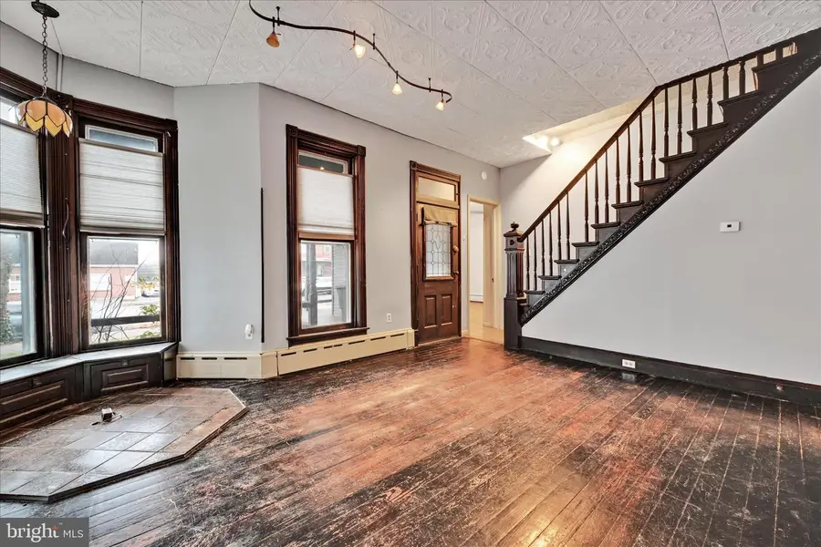 7 E Penn Ave, Cleona, PA 17042 - #2