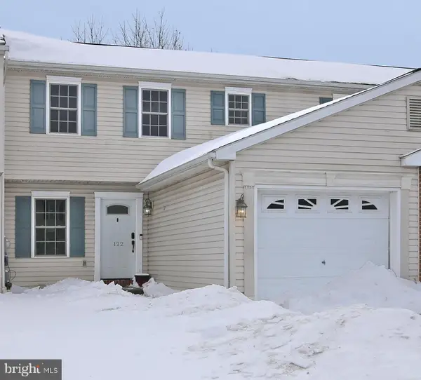 122 Lighthouse Dr, JONESTOWN, PA 17038