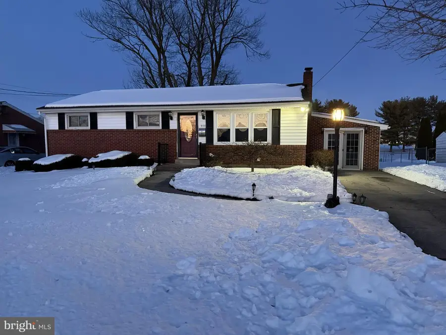 902 Kiner Ave, Lebanon, PA 17042 - #2