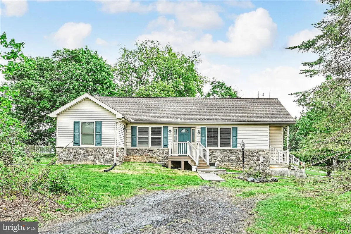 720 Kimmerlings Rd, Lebanon, PA 17046 - #1