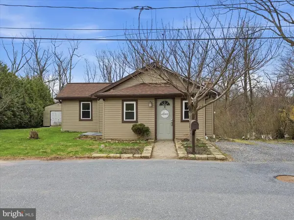 831 Sylvan Ln, LEBANON, PA 17042