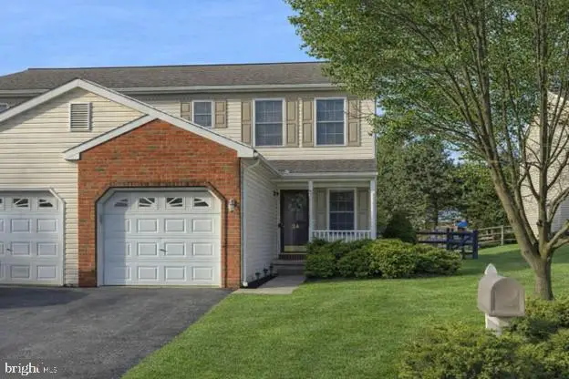 24 Grasshopper Ct, Myerstown, PA 17067 - #1