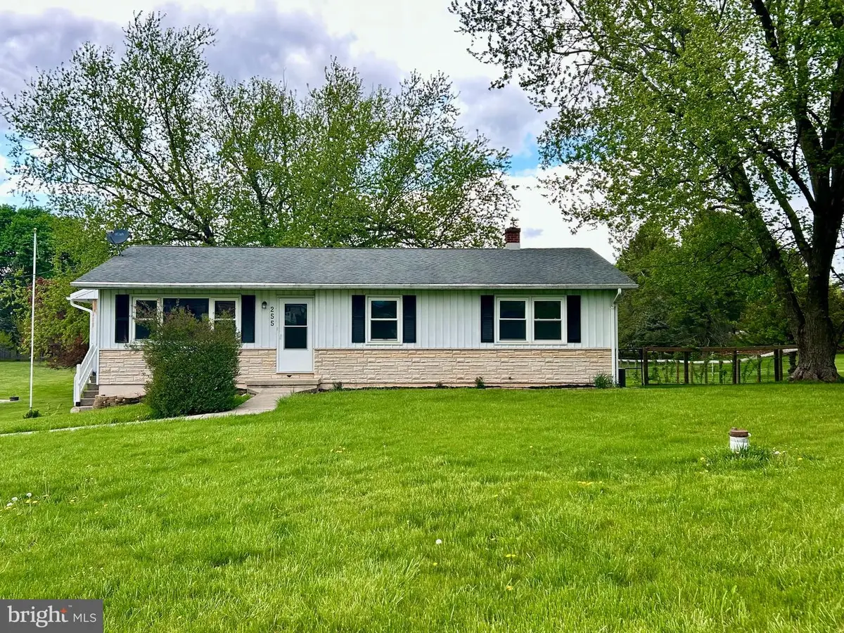 255 Kathy Ct, Lebanon, PA 17042 - #1