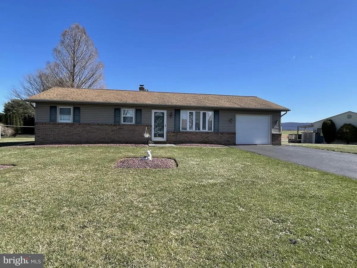 410 Oak St, Richland, PA 17087 - #1