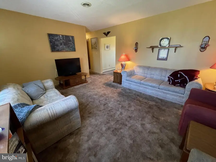 410 Oak St, Richland, PA 17087 - #3