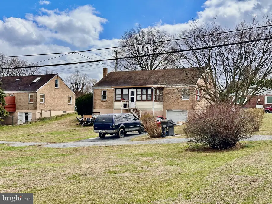 301 E Poplar St, Lebanon, PA 17042 - #2