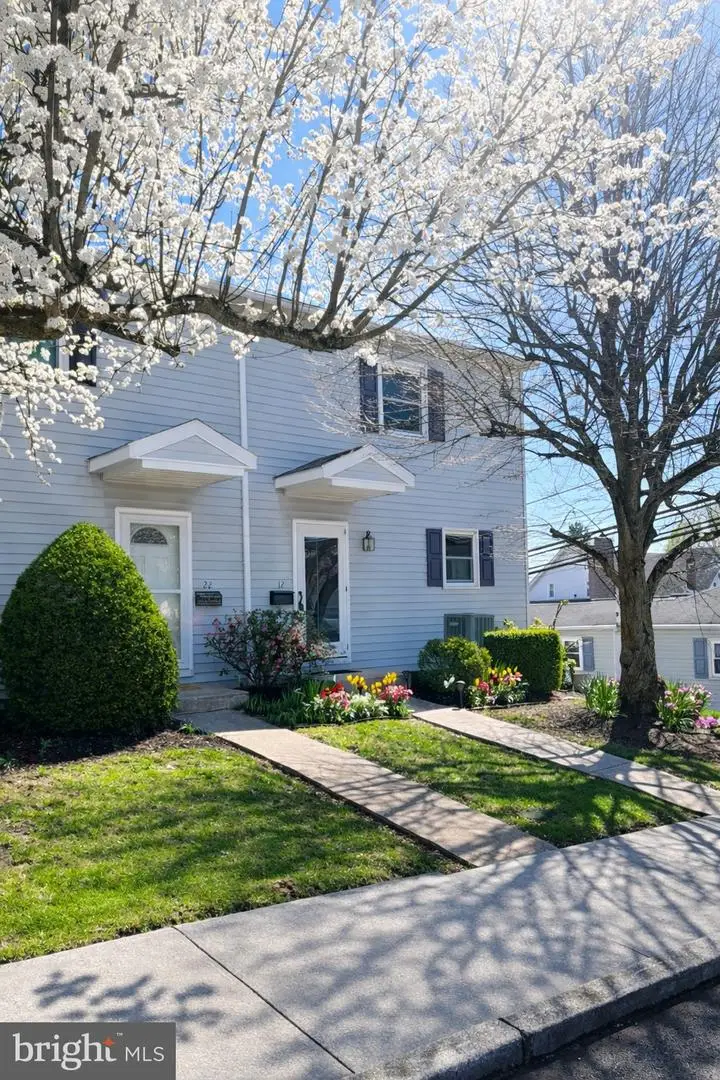 12 E Poplar St, Palmyra, PA 17078 - #2