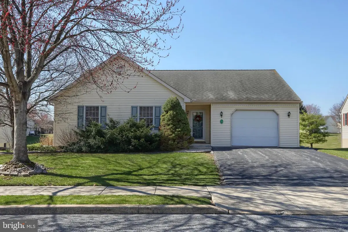 19 Springhouse Dr, Myerstown, PA 17067 - #1