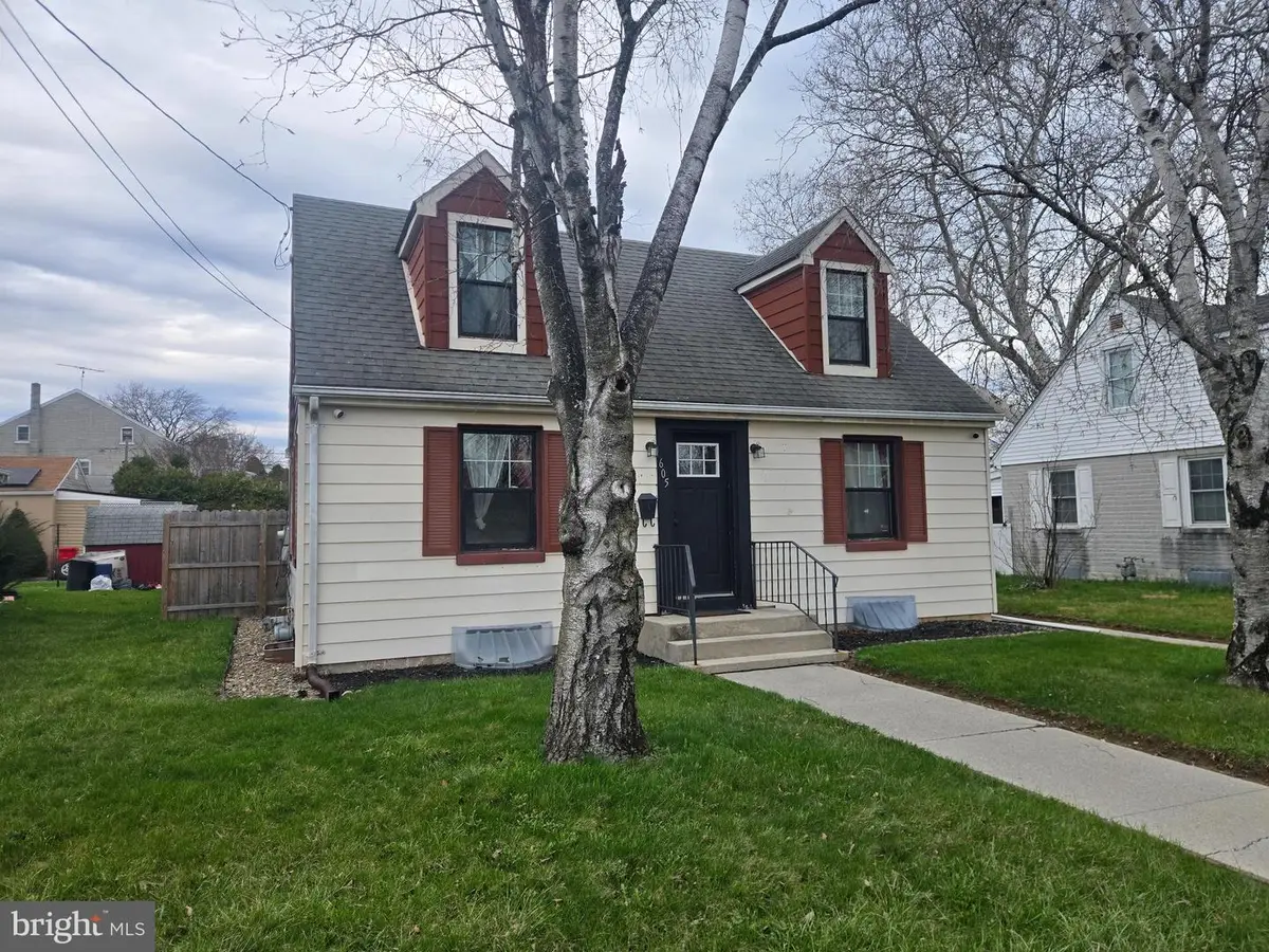 605 E Lehman St, Lebanon, PA 17046 - #1