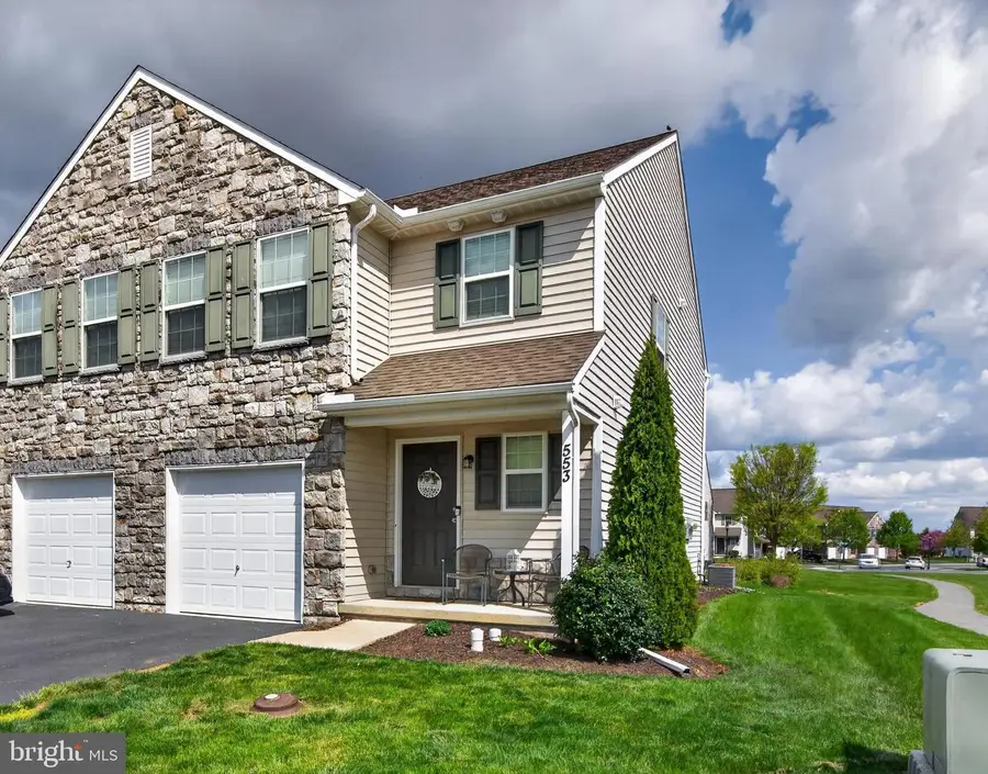 553 Brookwood Dr, Palmyra, PA 17078 - #2