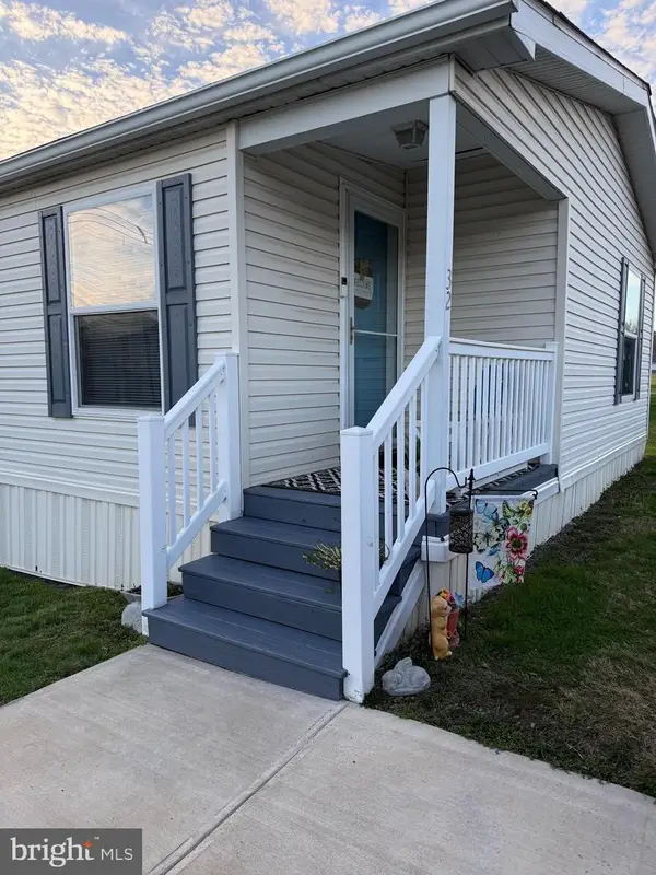 32 Stonehill Park, ANNVILLE, PA 17003