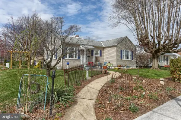 403 E Chestnut St, CLEONA, PA 17042