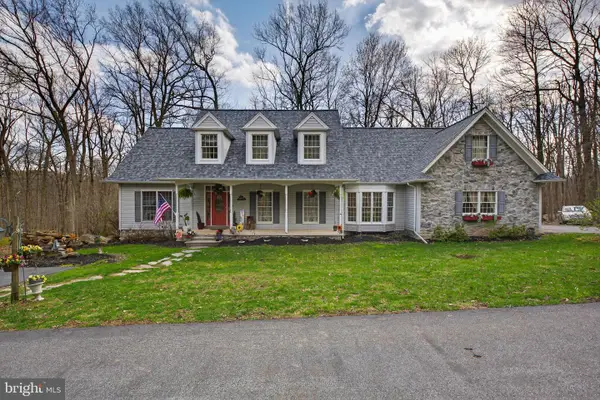 1705 Hickory Dr, LEBANON, PA 17042