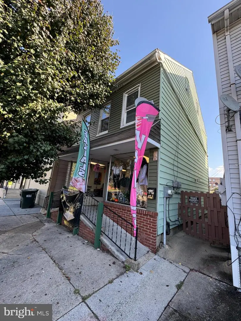 34 N 7th St, Lebanon, PA 17046 - #1