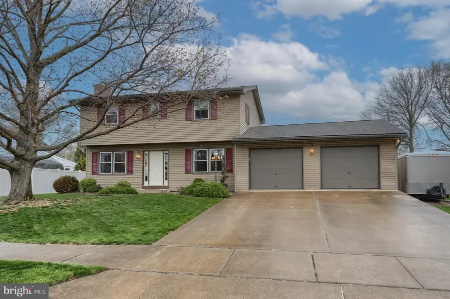 1142 Park Dr, Palmyra, PA 17078 - #2