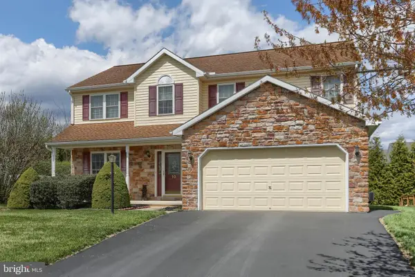 10 Lion Ln, JONESTOWN, PA 17038