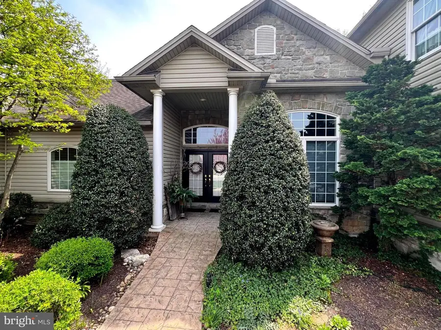 844 Victoria Ln, Palmyra, PA 17078 - #3