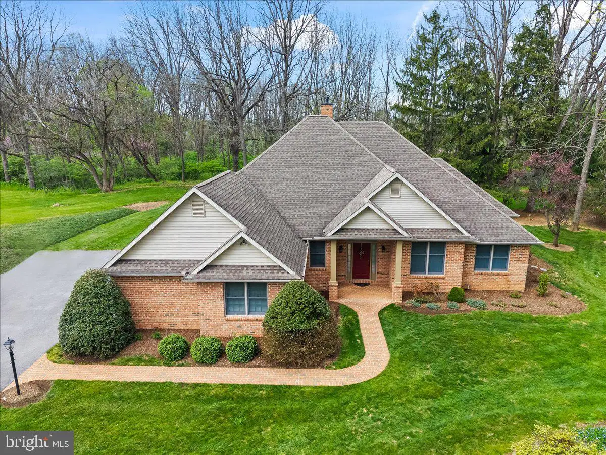 315 Rocherty Rd, Lebanon, PA 17042 - #1