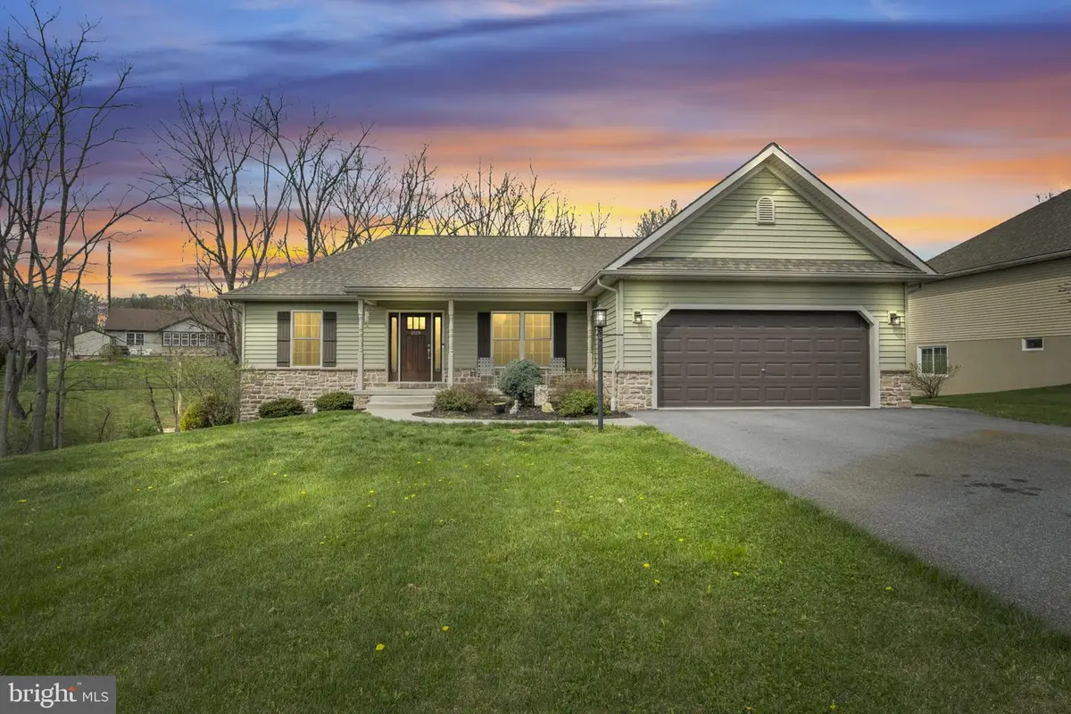 1519 Rolling Meadow Rd, Lebanon, PA 17046 - #1