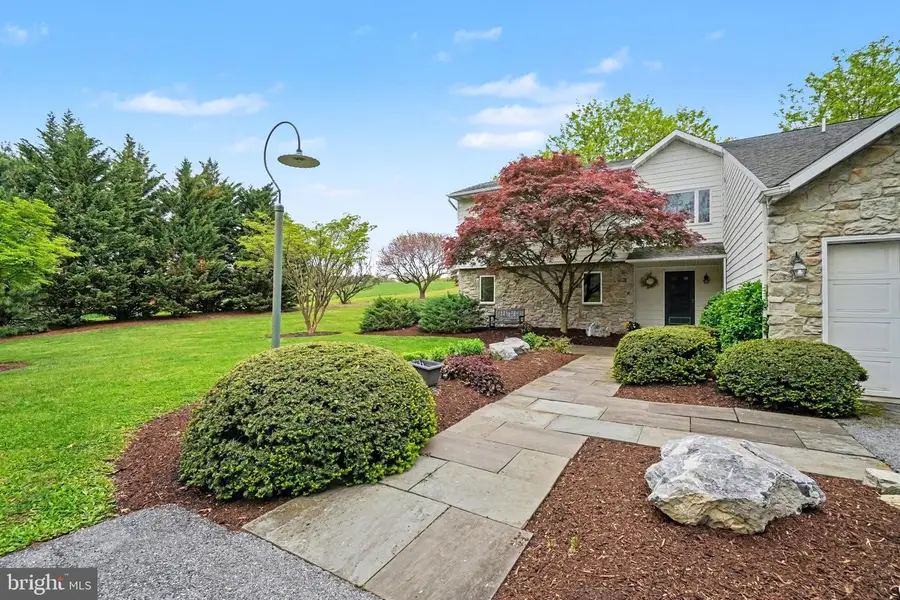 212 Sheep Hill Rd, Schaefferstown, PA 17088 - #3