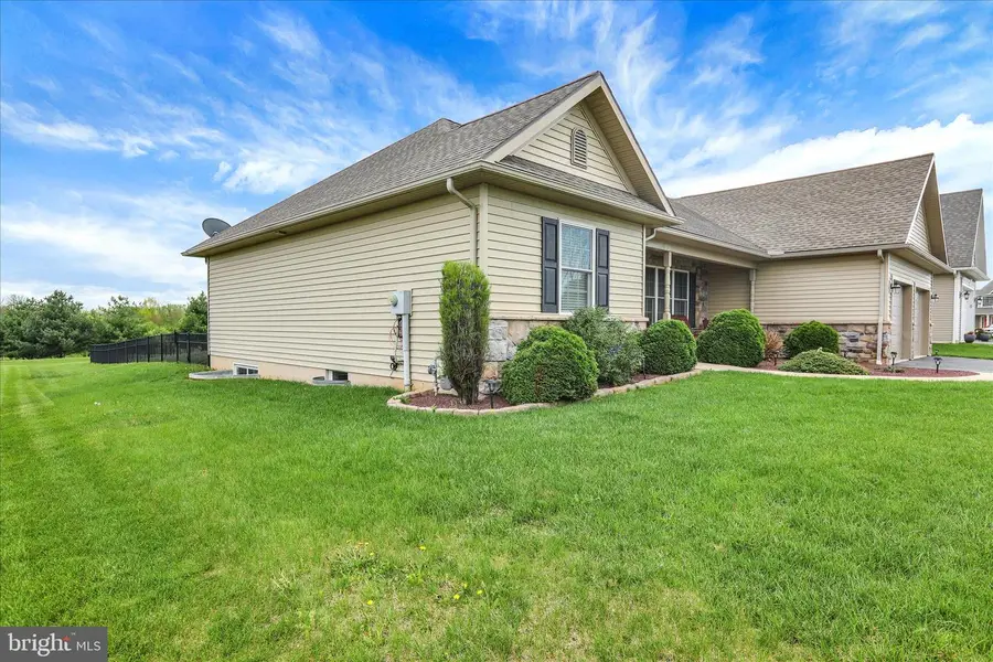 17 Park View Dr, Myerstown, PA 17067 - #3