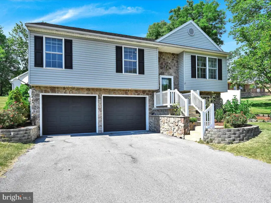 3227 Joyce St, Lebanon, PA 17046 - #3