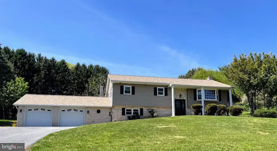 13 Villa Ln, Palmyra, PA 17078 - #2