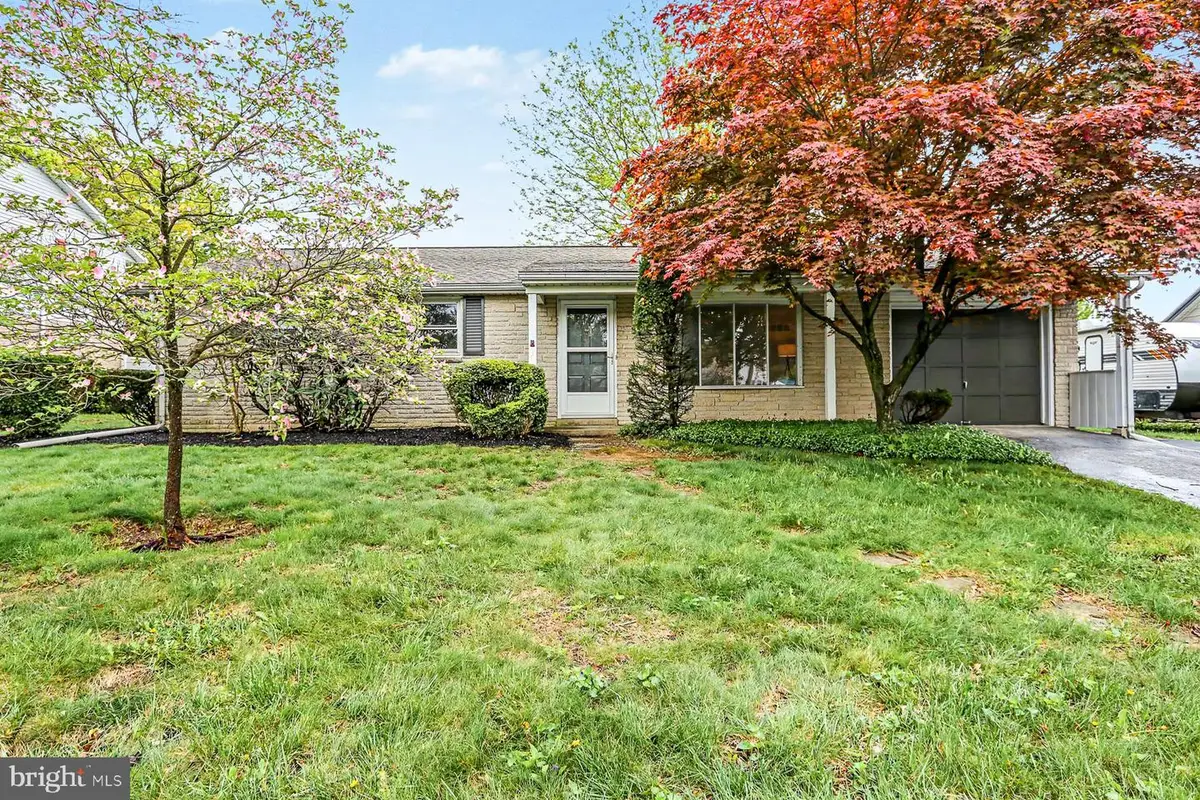 802 Willow Ln, Lebanon, PA 17046 - #1
