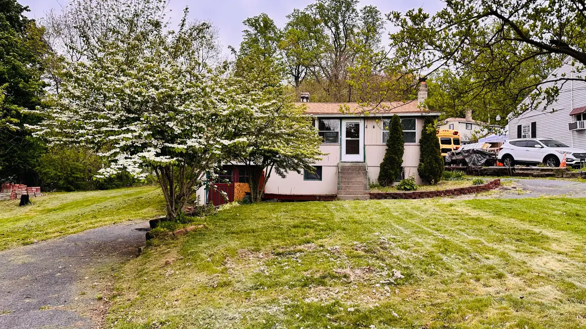 4 Elm St, Lebanon, PA 17046 - #1