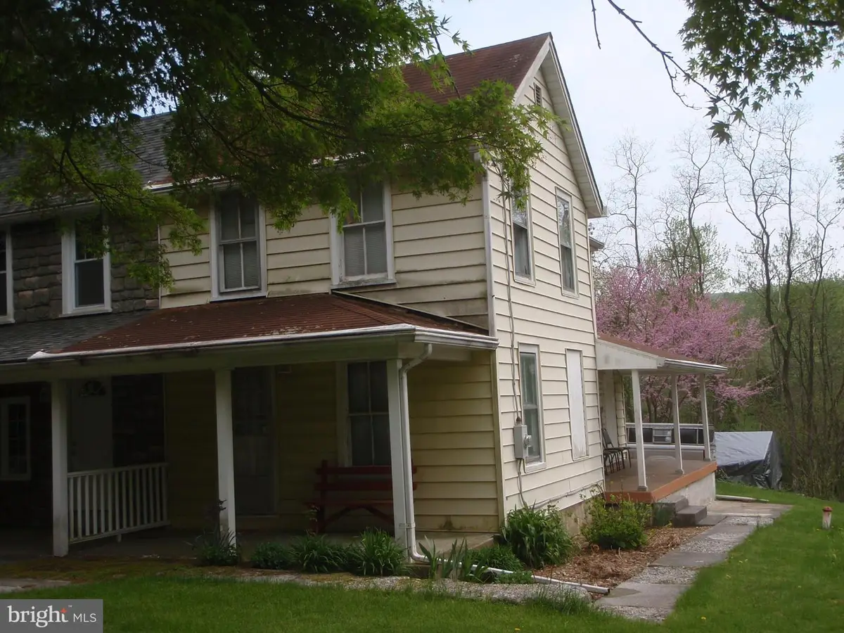 79 Silver Rd, Lebanon, PA 17042 - #1