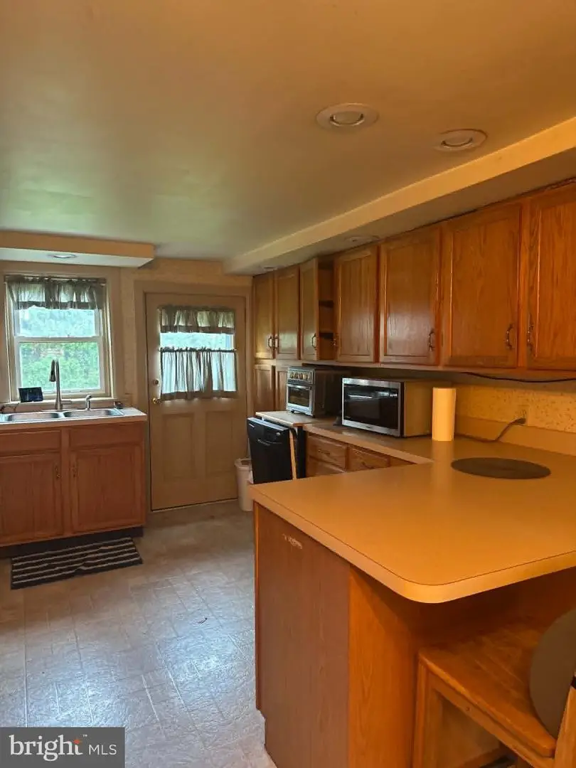 10194 Jonestown Rd, Grantville, PA 17028 - #2