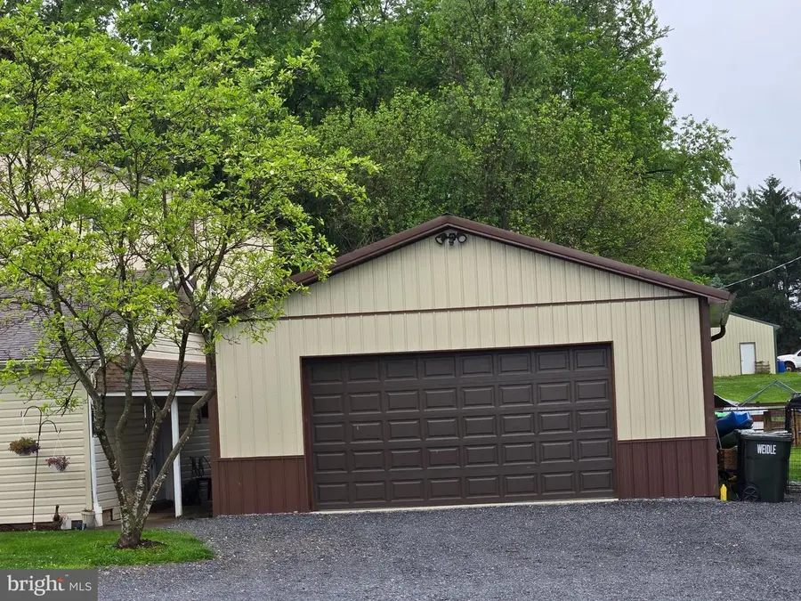 1669 Colebrook Rd, Lebanon, PA 17042 - #3