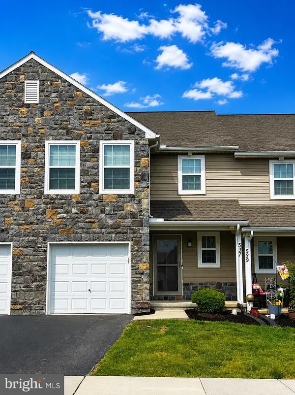 537 Brookwood Dr, PALMYRA, PA 17078