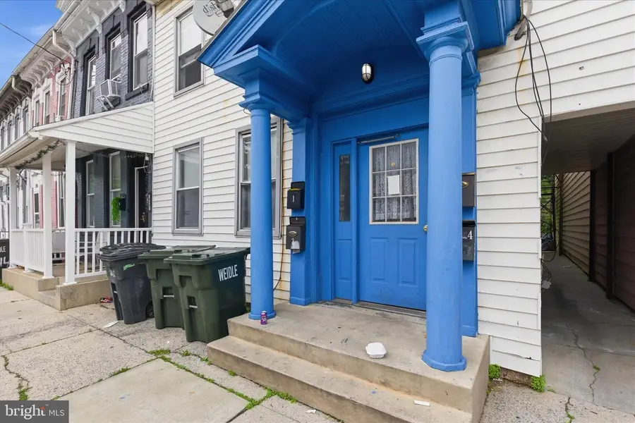 512 N 10th St, Lebanon, PA 17046 - #2