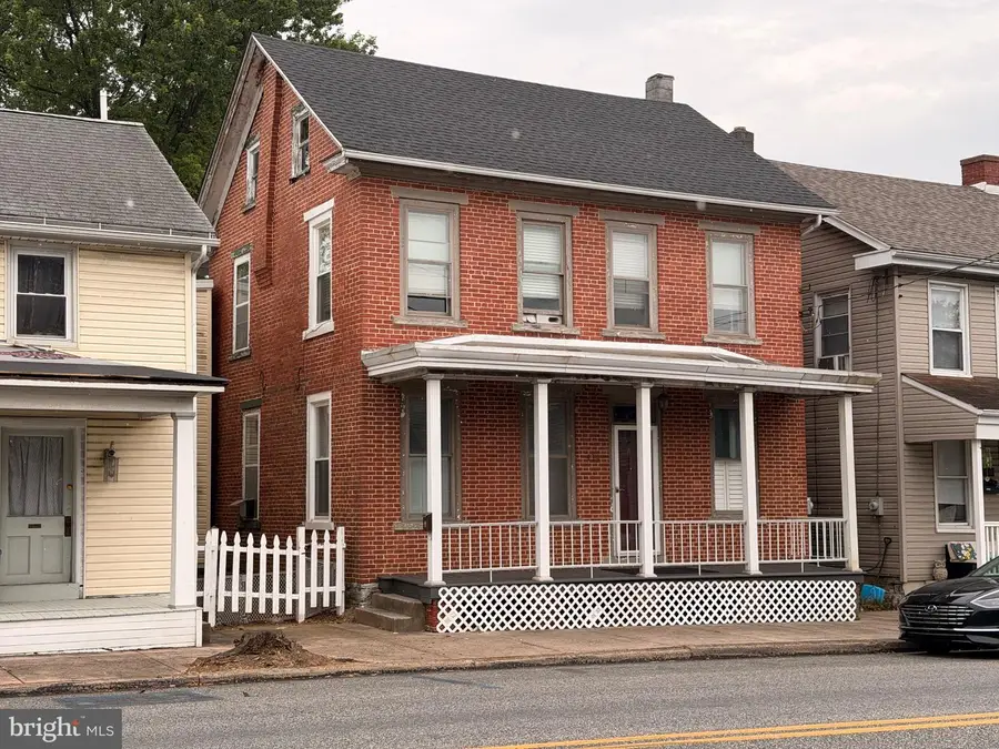 434 W Main St, Annville, PA 17003 - #2