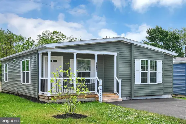 2110 Scull St, LEBANON, PA 17046