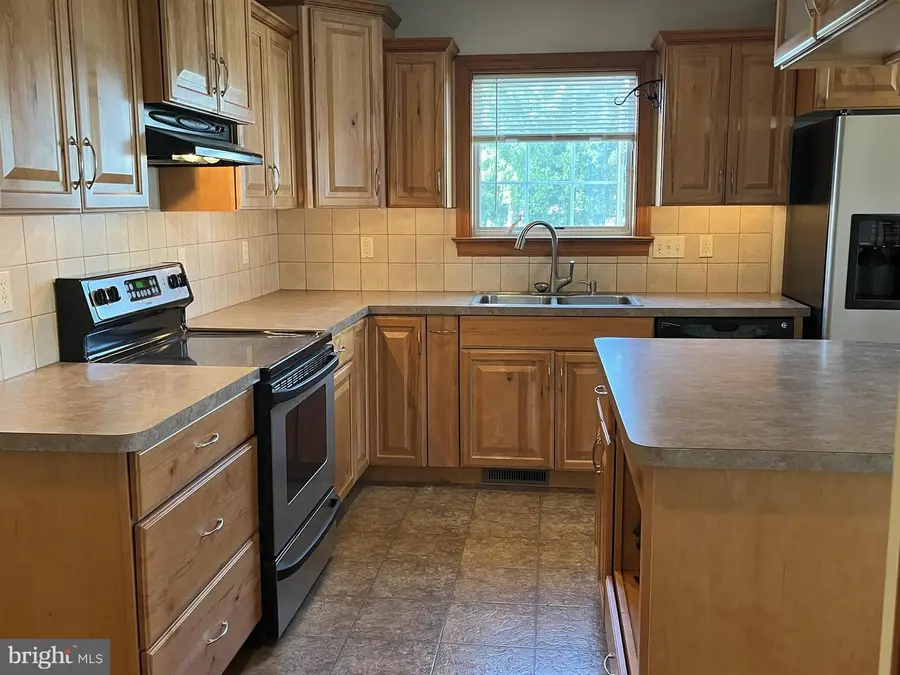 126 Walnut St L-0001, Fredericksburg, PA 17026 - #3