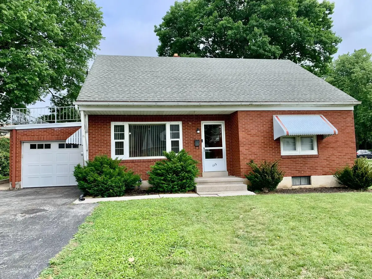 115 E Pershing Ave, Lebanon, PA 17042 - #1