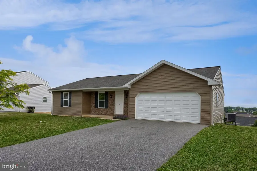 10 Hillside Drive, Newmanstown, PA 17073 - #3